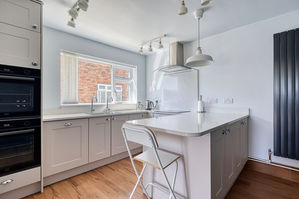 Kitchen- click for photo gallery